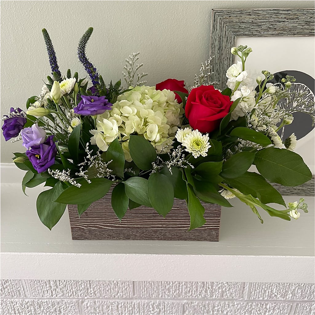 Sweet Magnolia Bouquet – Caines Flowers, Barberton OH