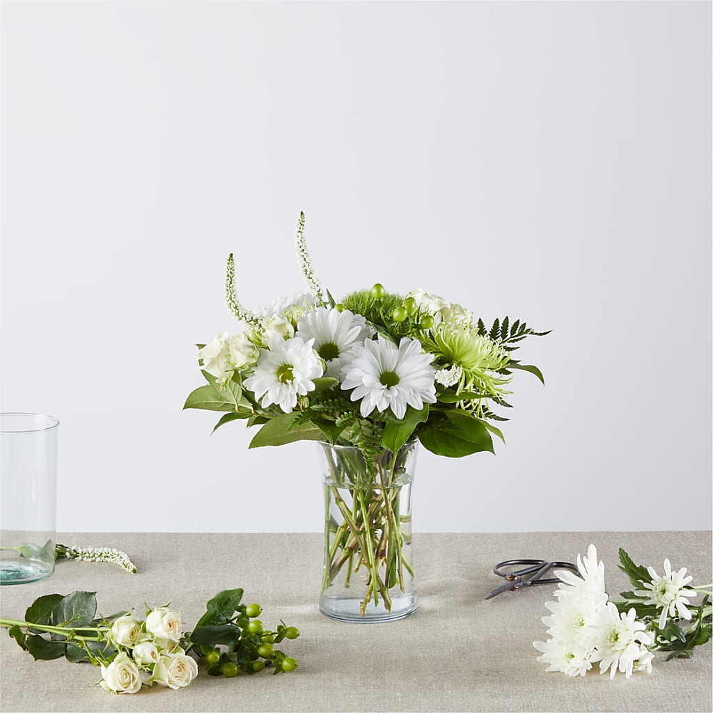 Irish Garden - A Florist Original – Caines Flowers, Barberton OH