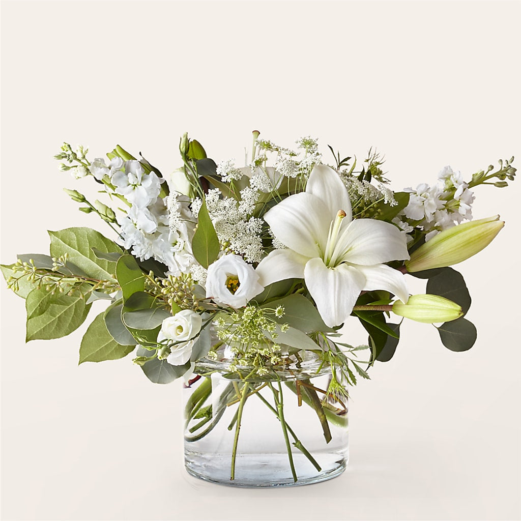 Alluring Elegance Bouquet – Caines Flowers, Barberton OH