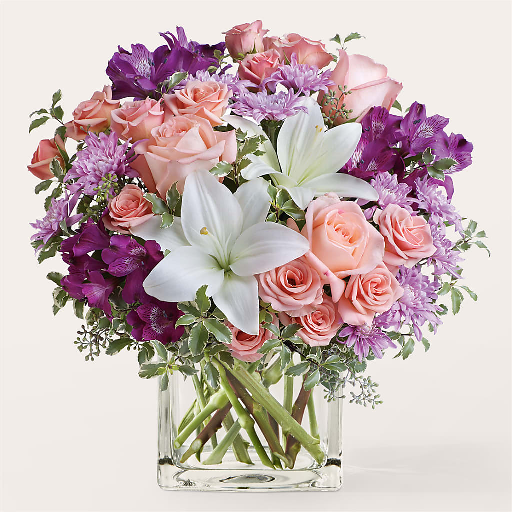 Mani Pedi Bouquet – Caines Flowers, Barberton OH