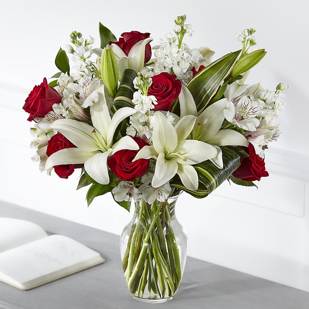 Loving Respect Bouquet – Caines Flowers, Barberton OH