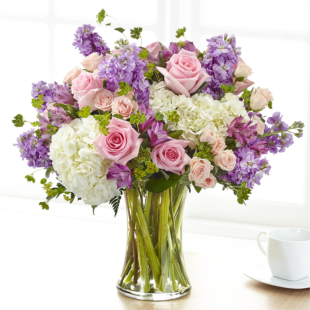 Shared Sentiment Bouquet – Caines Flowers, Barberton OH
