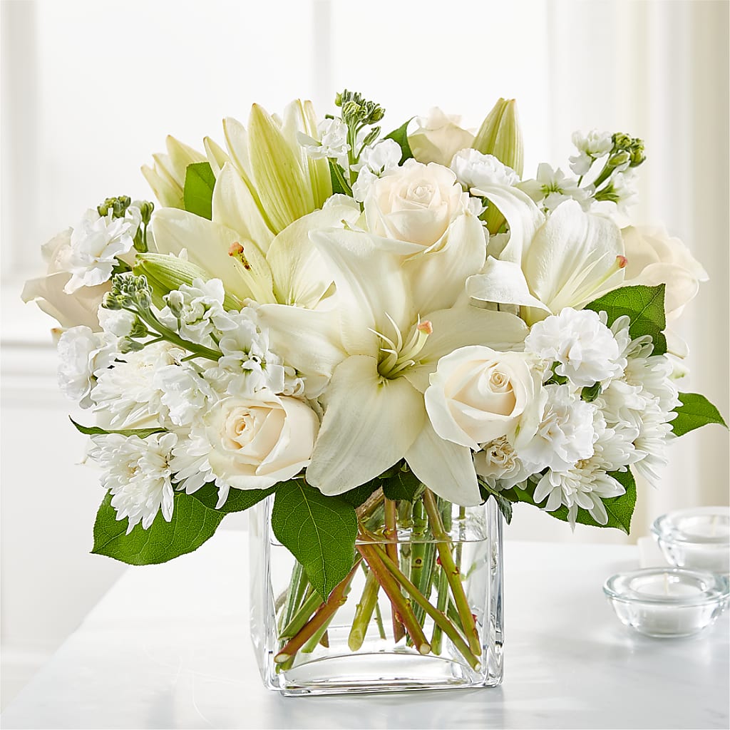 Gentle Breeze Bouquet – Caines Flowers, Barberton OH
