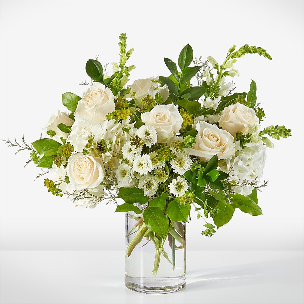 Hint of Vanilla Bouquet – Caines Flowers, Barberton OH
