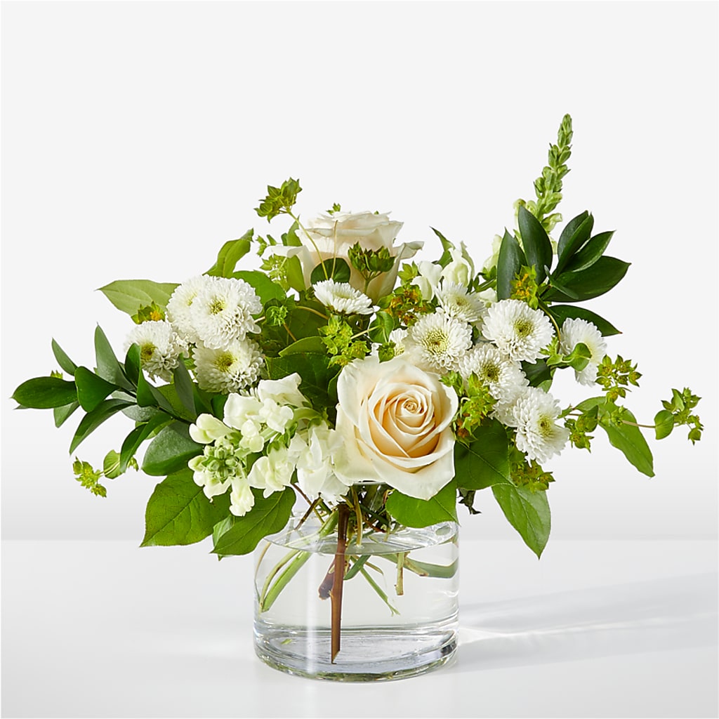 Hint of Vanilla Bouquet – Caines Flowers, Barberton OH