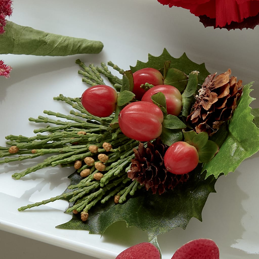 Red Berry Boutonniere – Caines Flowers, Barberton OH