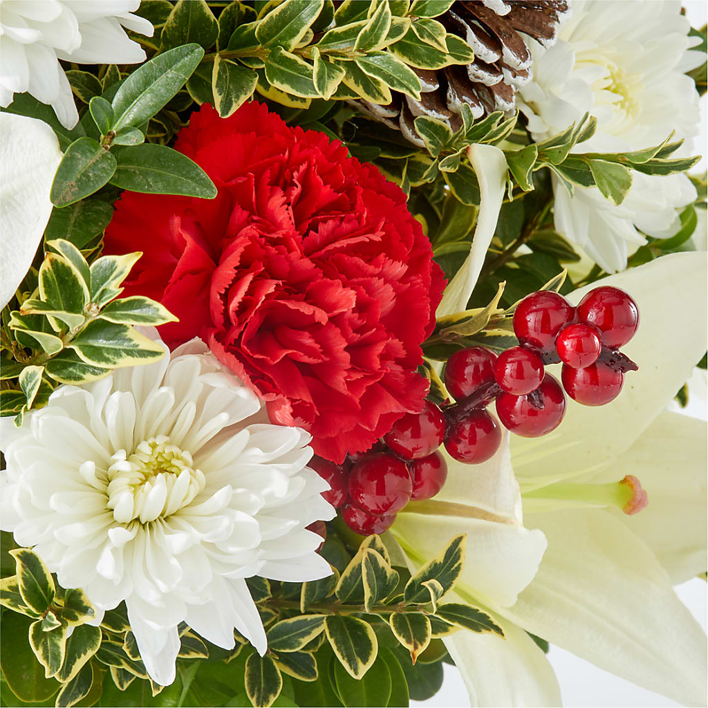 Festive Moments Tree –  Caines Flowers, Barberton OH