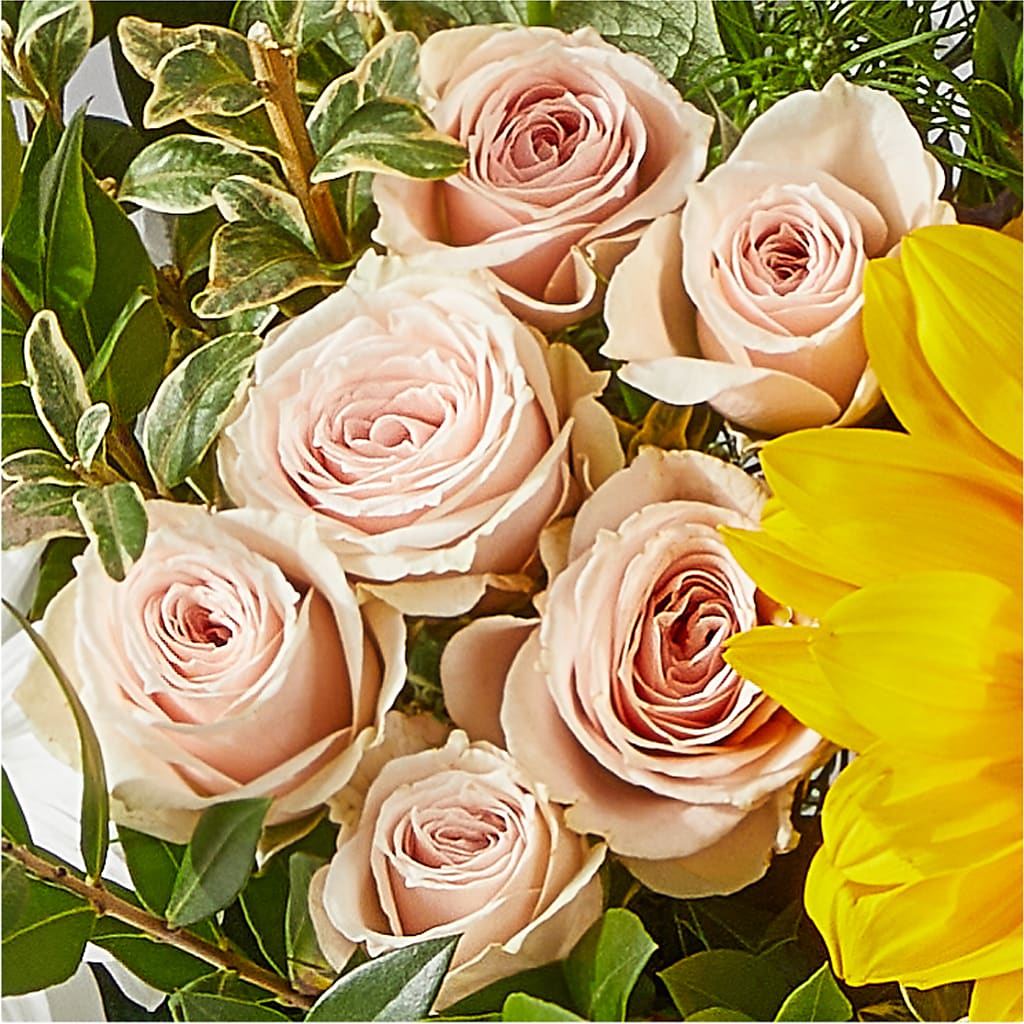 The Good Life Bouquet –  Caines Flowers, Barberton OH