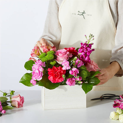 Sweetberry Box – A Florist Original –  Caines Flowers, Barberton OH