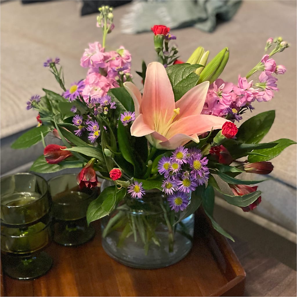 Romantique Bouquet –  Caines Flowers, Barberton OH