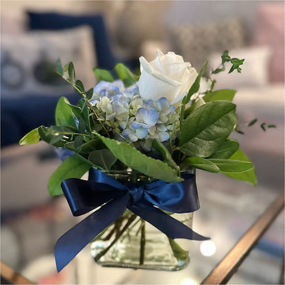 Sky Blue Delight Bouquet –  Caines Flowers, Barberton OH