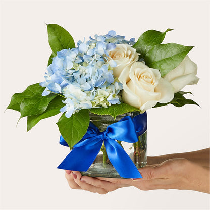 Sky Blue Delight Bouquet –  Caines Flowers, Barberton OH