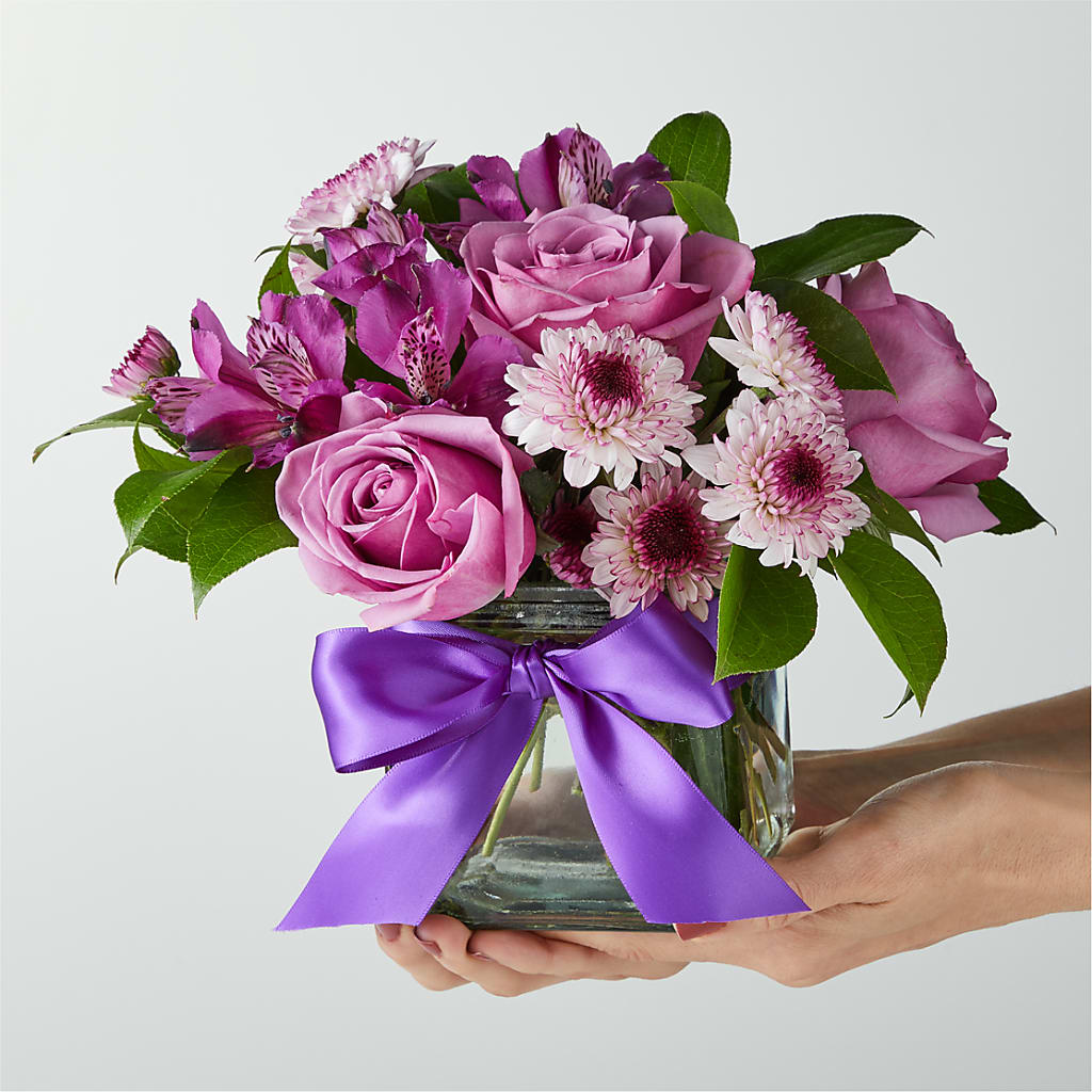 Sugarplum Bouquet –  Caines Flowers, Barberton OH