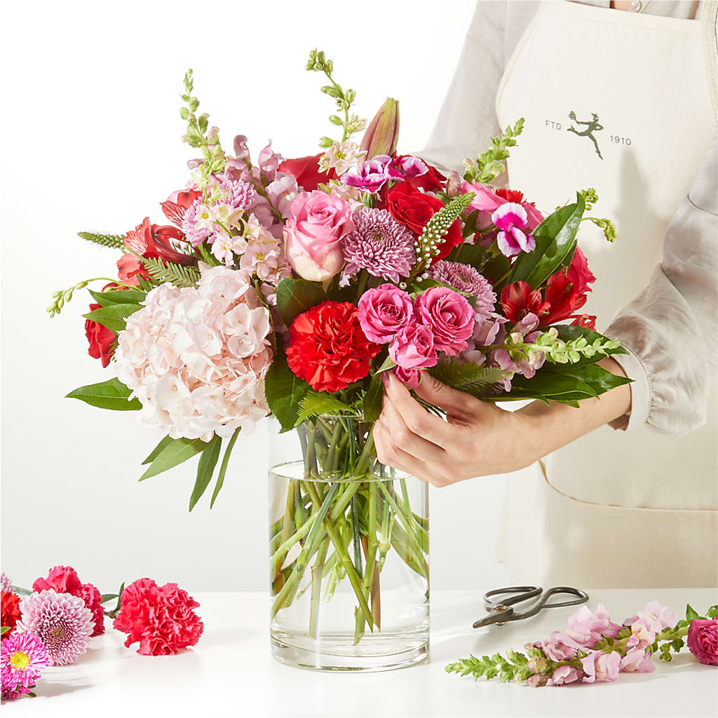 Swooning Over You - A Luxury Florist Original –  Caines Flowers, Barberton OH