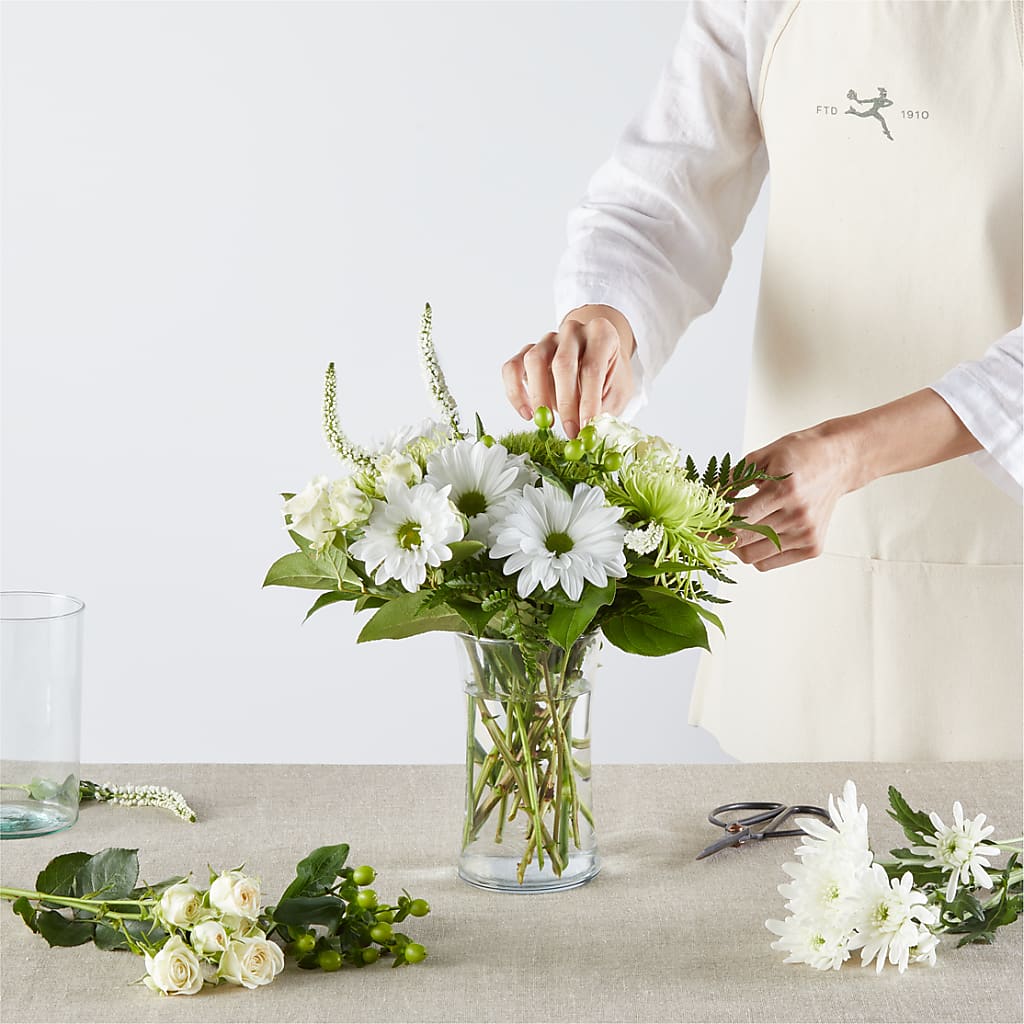 Irish Garden - A Florist Original –  Caines Flowers, Barberton OH