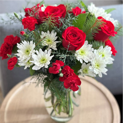 Seasonal Magic Bouquet –  Caines Flowers, Barberton OH