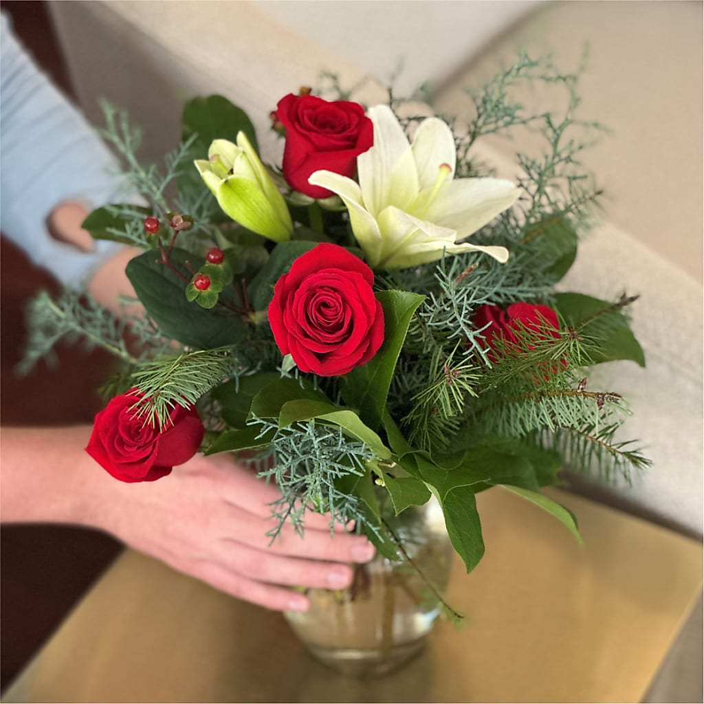 Glittering Lights Bouquet –  Caines Flowers, Barberton OH