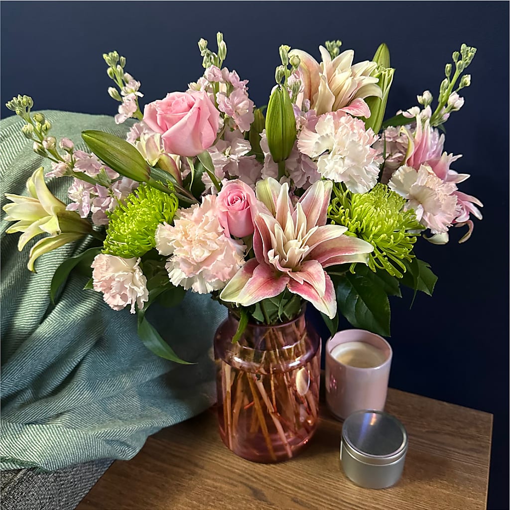 Pretty in Pink Bouquet –  Caines Flowers, Barberton OH