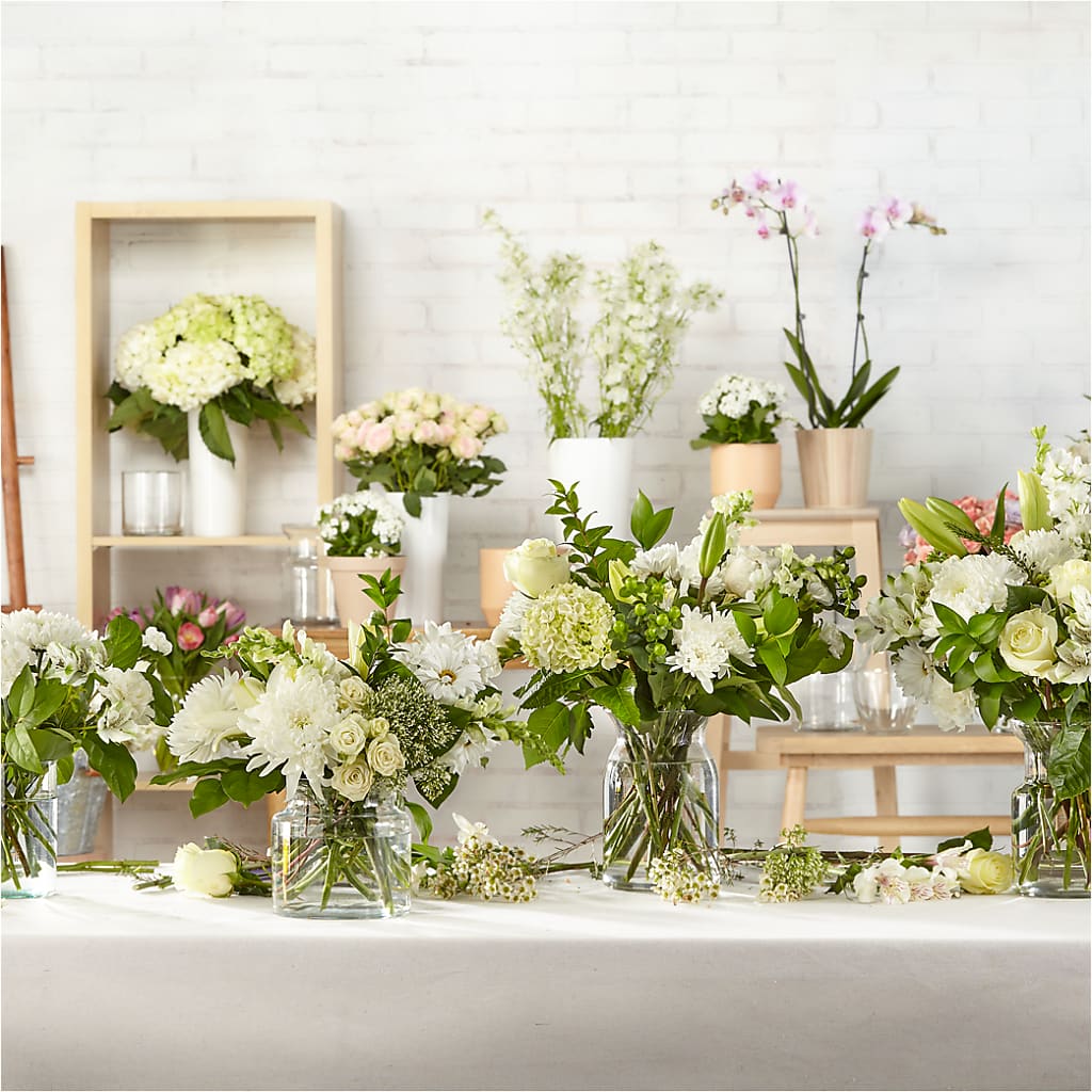 Classic Ivory – A Florist Original –  Caines Flowers, Barberton OH