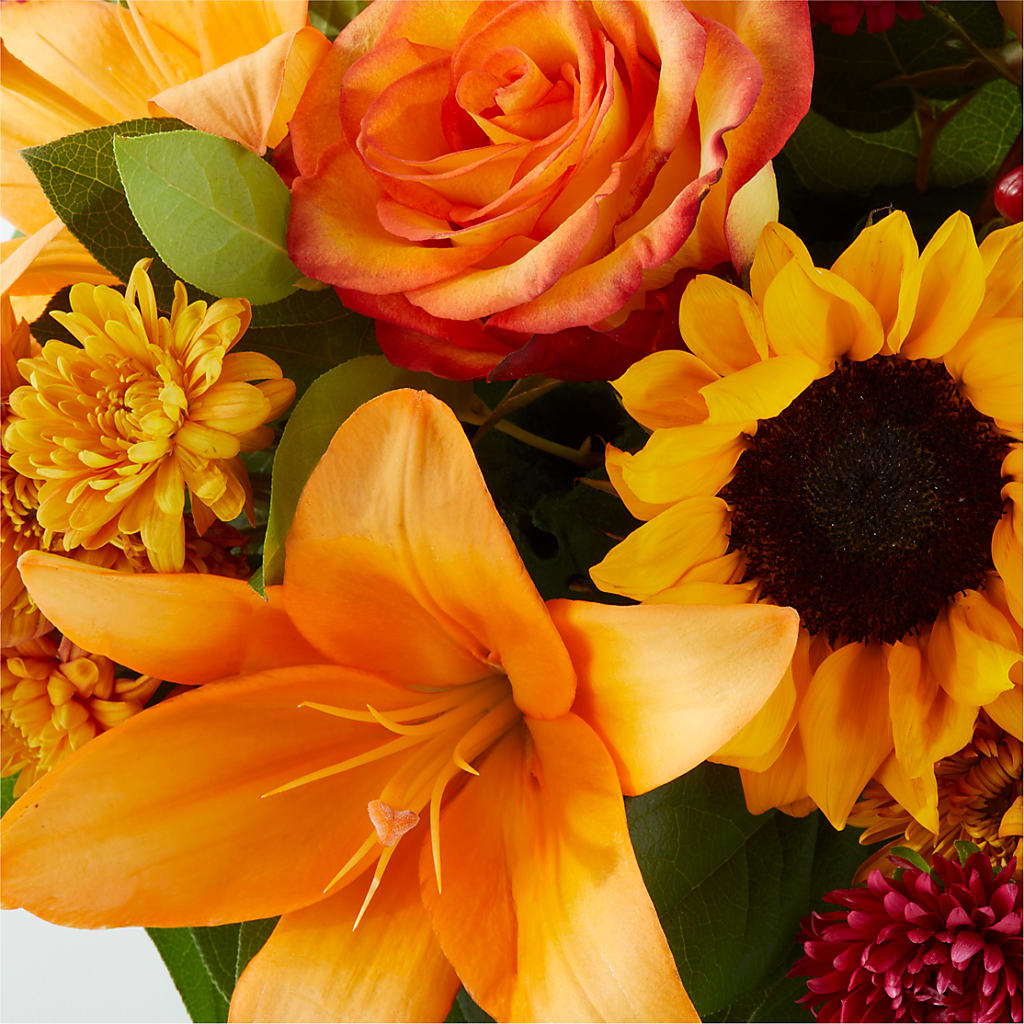 Grateful Centerpiece –  Caines Flowers, Barberton OH