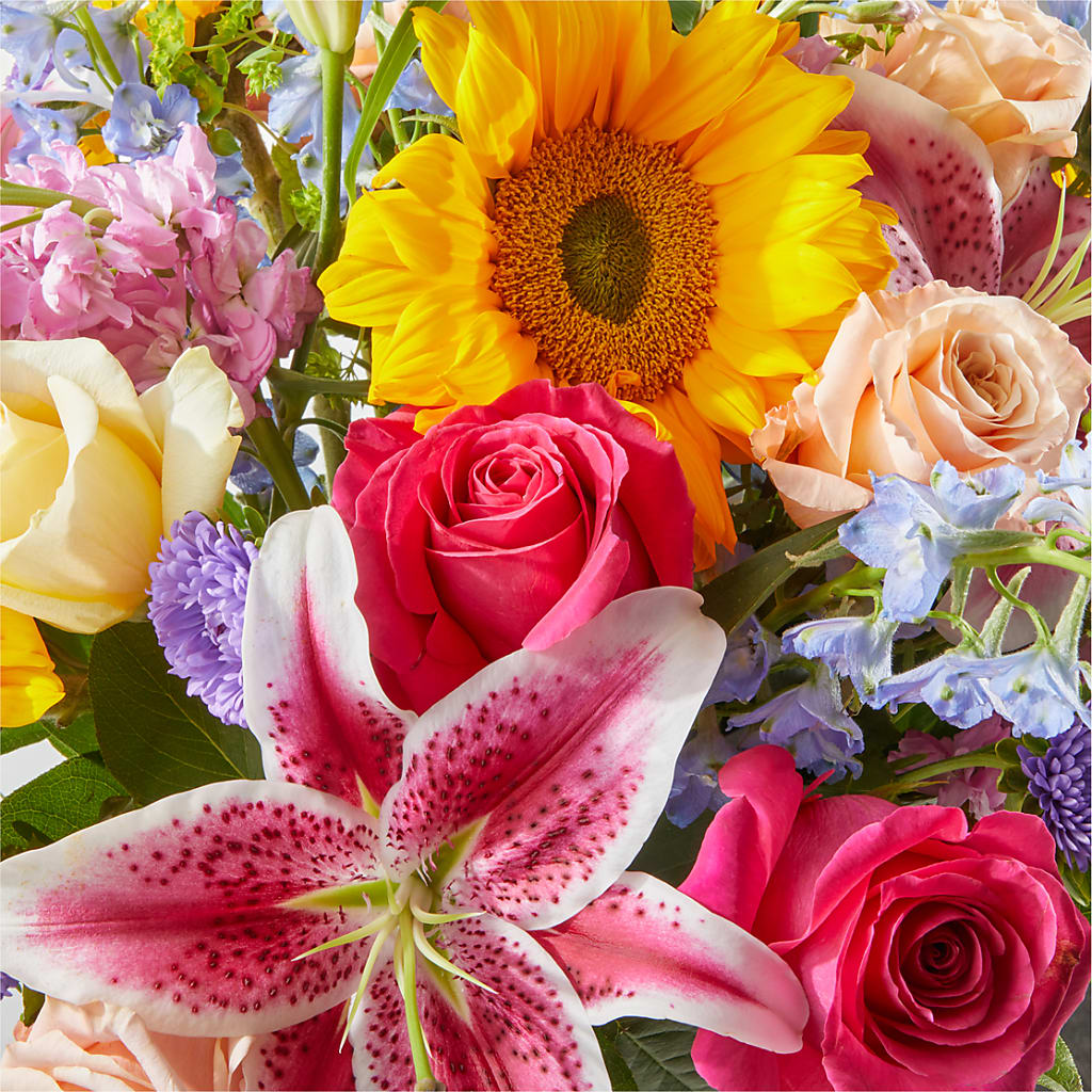 Dreamy Meadows Bouquet –  Caines Flowers, Barberton OH