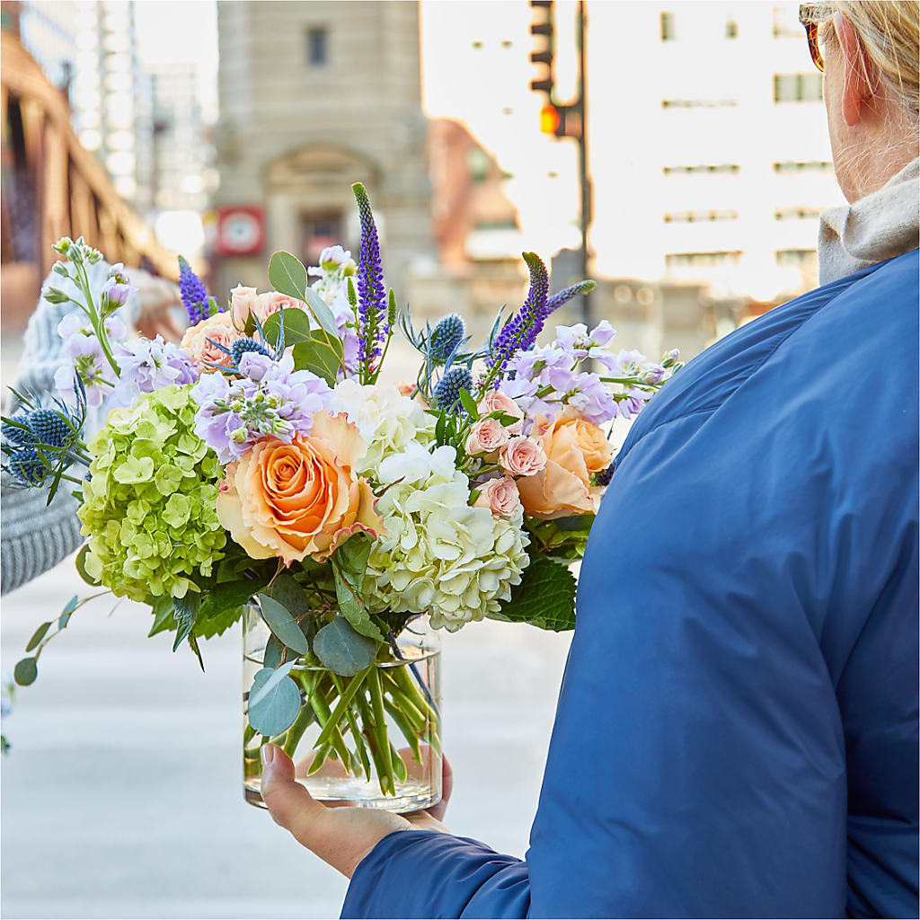 Porch Swing Bouquet –  Caines Flowers, Barberton OH