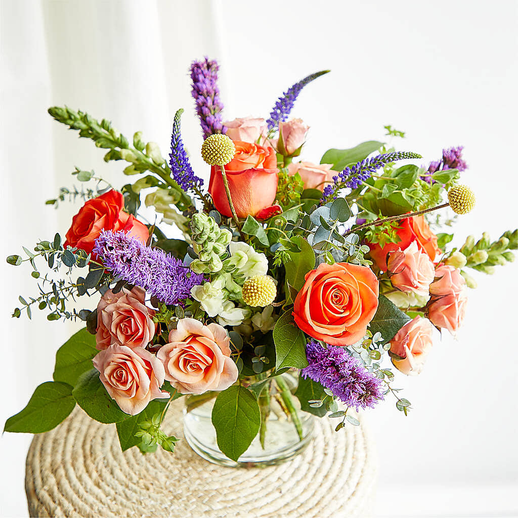 The Standout Bouquet –  Caines Flowers, Barberton OH
